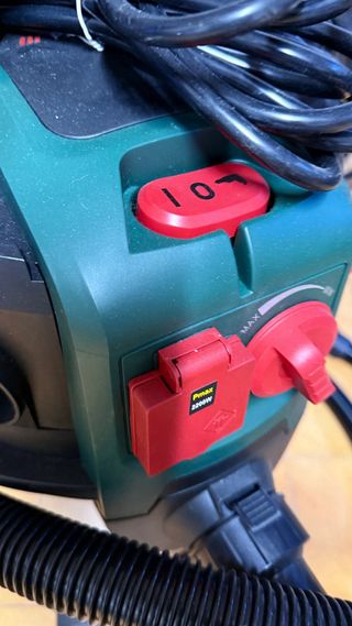 aspirador industrial Parkside Es el PVD 30 C1