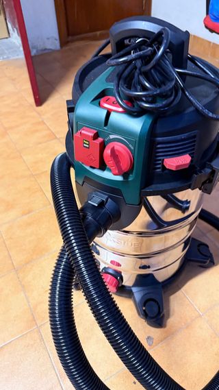 aspirador industrial Parkside Es el PVD 30 C1