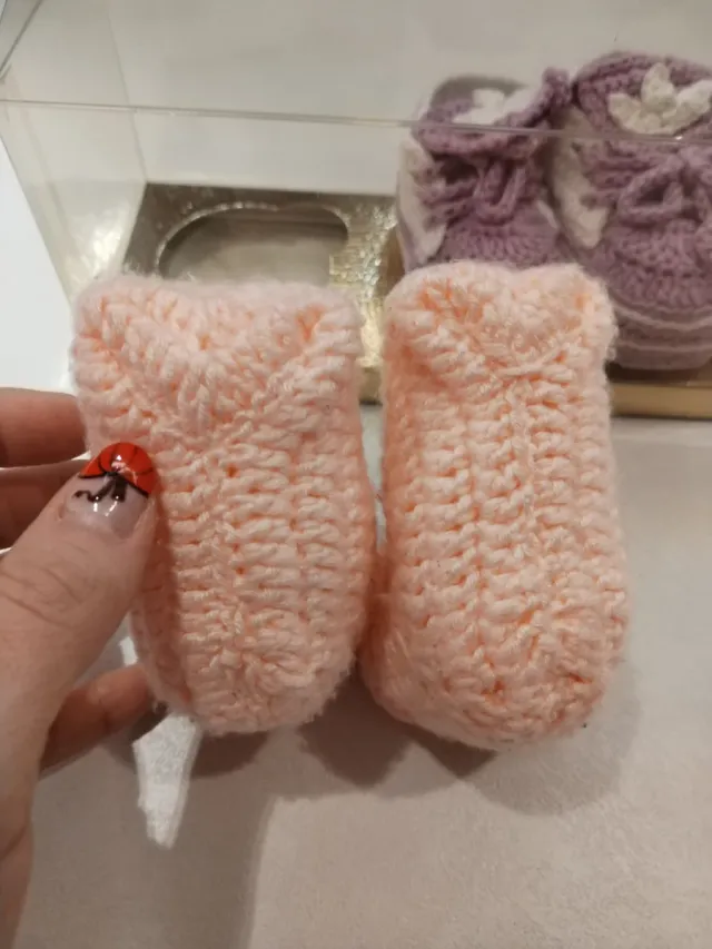 Set scarpine neonata uncinetto