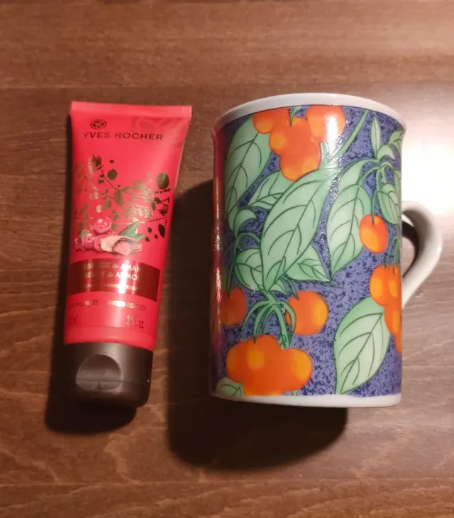 Set mug e crema mani Yves Rocher