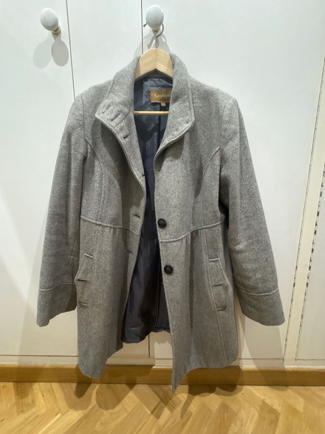 Abrigo gris de Conbipel
