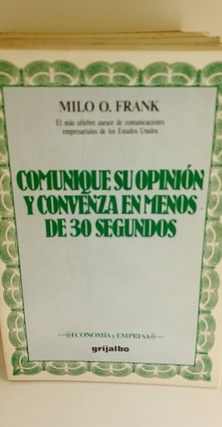 Lote de 7 libros de economia. Años 80.