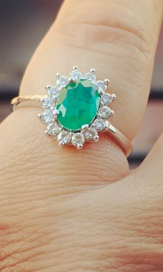 Anillo Esmeralda Natural y plata de ley 925