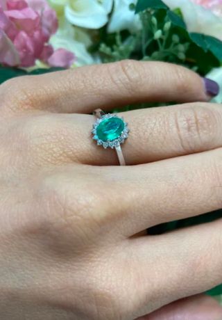 Anillo Esmeralda Natural y plata de ley 925