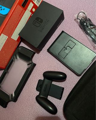 Nintendo Switch + accesorios
