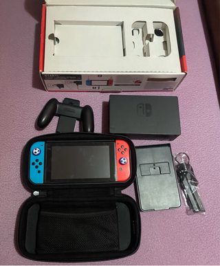 Nintendo Switch + accesorios