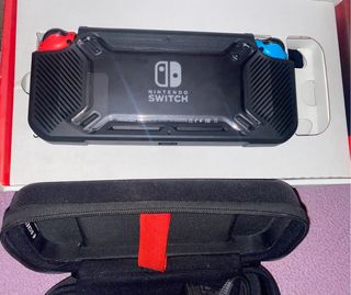Nintendo Switch + accesorios