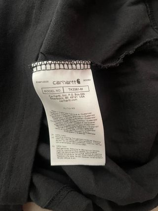 Camiseta Carhartt negra nueva