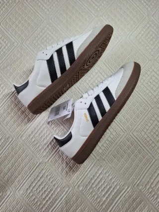 Adidas Samba