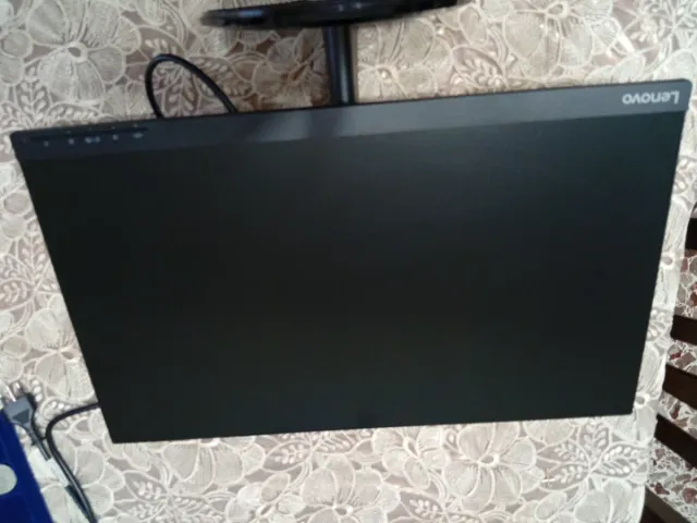 Monitor per computer marca Lenovo funzionante