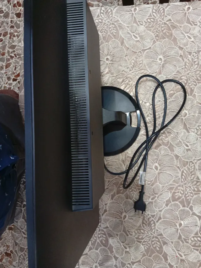 Monitor per computer marca Lenovo funzionante