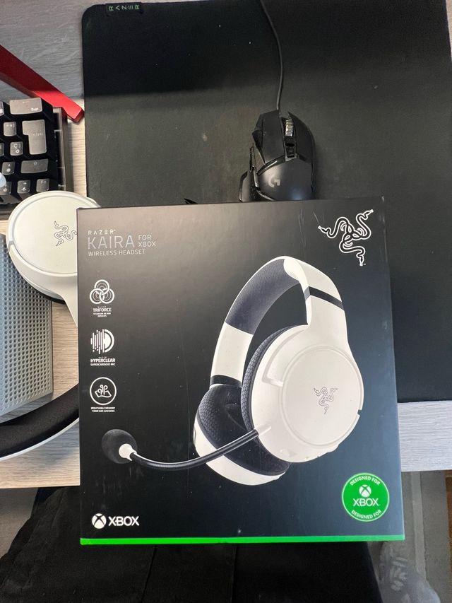 Xbox Series S + Razer Kaira (Xbox) wireless