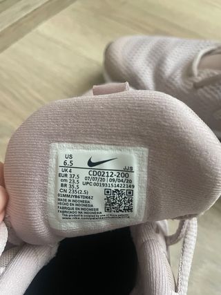 zapatillas nike training mujer rosas.