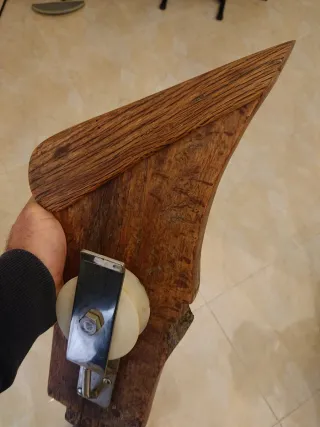 Pieza de la proa de un llaut (embarcacion).