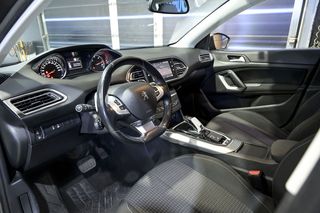 Peugeot 308   SW Allure 1.5 BlueHDi 96KW 130CV EAT8