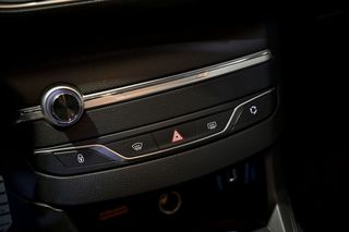 Peugeot 308   SW Allure 1.5 BlueHDi 96KW 130CV EAT8