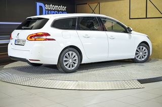 Peugeot 308   SW Allure Pack BlueHDI 130 SS