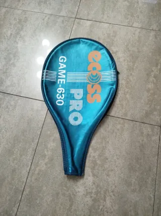 Raqueta de tenis vintage