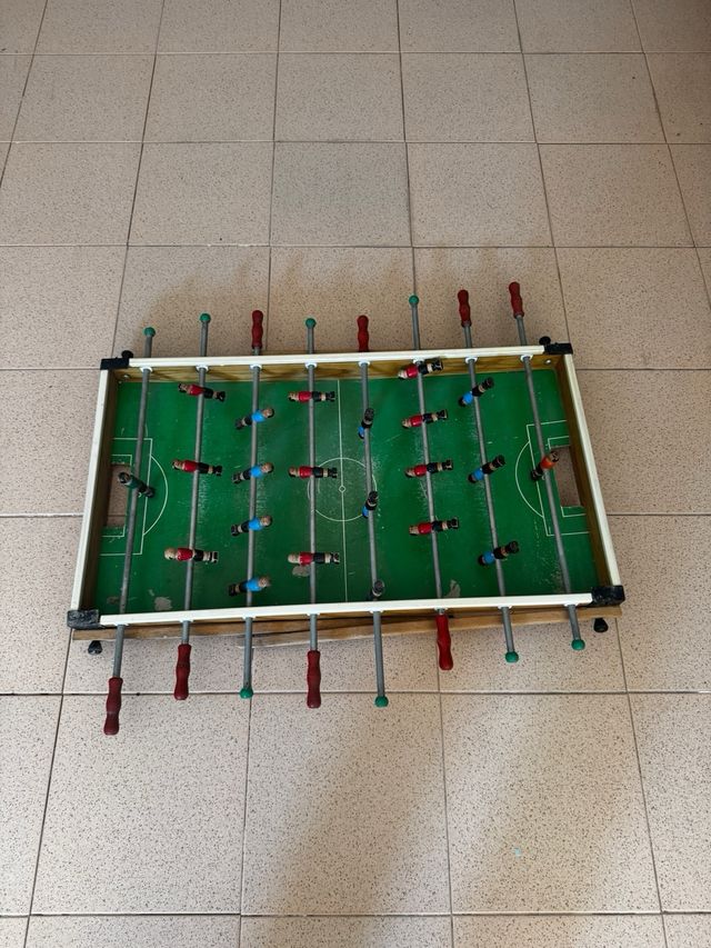 Futbolín de madera vintage años 80
