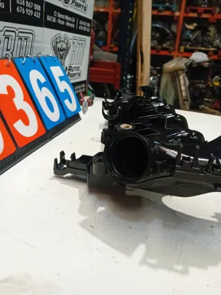 Colector Admisión Peugeot Citroen 1.6 HDI