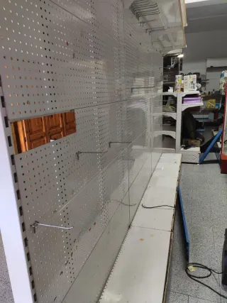 Estanteria expositor para negocio