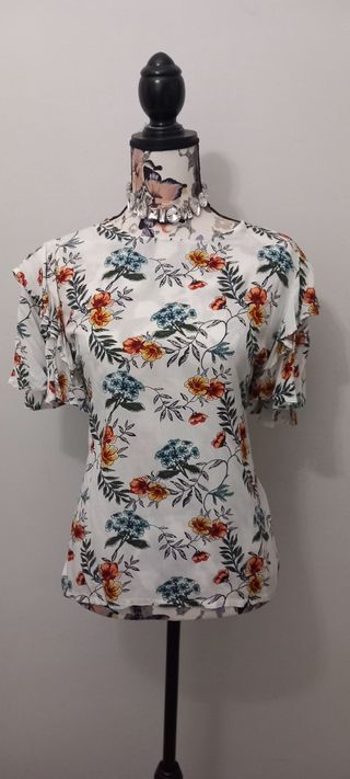 Blusa Sfera Flores Manga corta