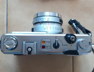 Macchina fotografica Yashica MG-1