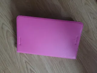 Tablet modelo SM-T580,