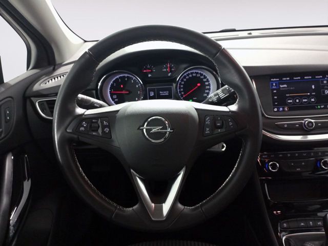 Opel Astra Design & Tech