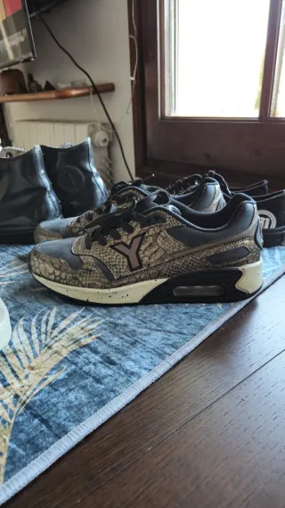 Lote de bambas mujer talla 41 / 9.5 US