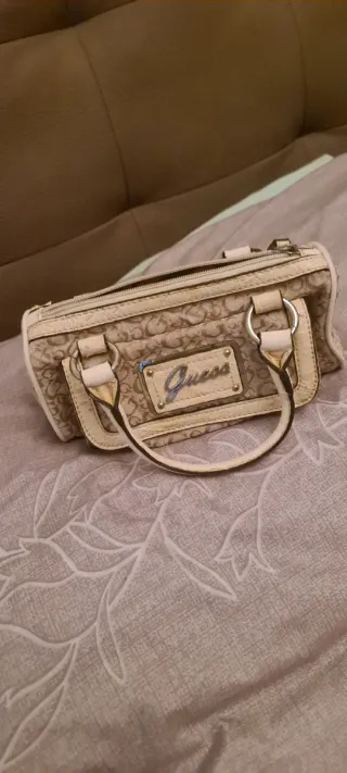 Borsetta GUESS