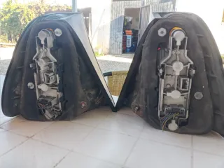 Pilotos traseros Bmw e46 compac año 2004 (faros)