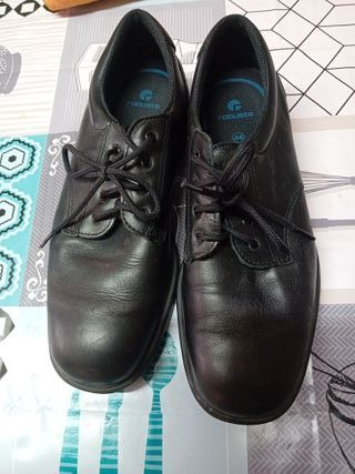 Mocasin hombre marca robusta n 44