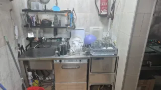 Se alquila para eventos asta 50 personas.Local en