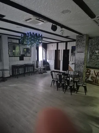 Se alquila para eventos asta 50 personas.Local en