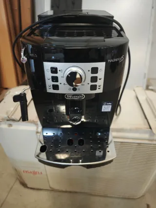 Cafetera DeLonghi Magnifica S