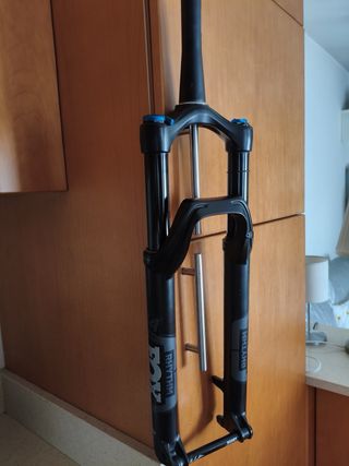 Orquilla FOX 34 de aire y regulable de 130mm
