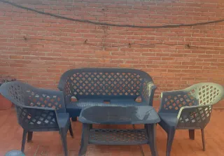 Conjunto jardín mesa sillas chill out