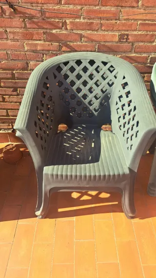 Conjunto jardín mesa sillas chill out