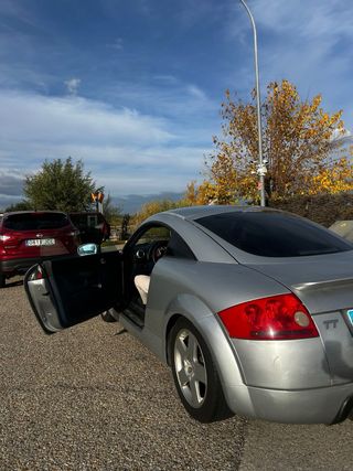 Audi TT (Acepto Cambios)