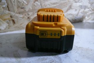 Bateria AVTARK 20V MAX 6Ah Lítio