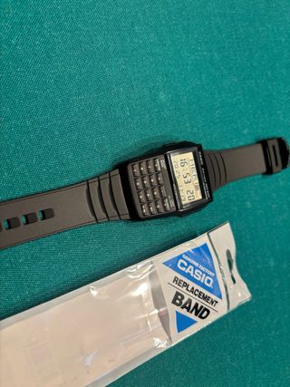 Casio DBC-32-1AES Data Bank Cinturino nuovo!