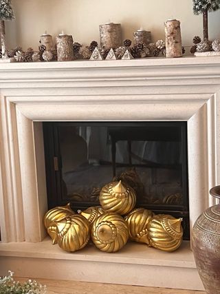 Adornos Navideños, 7 bolas de 63 cm. de diámetro