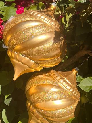 Adornos Navideños, 7 bolas de 63 cm. de diámetro