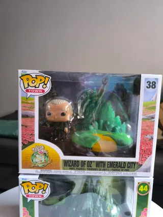 Funko Pop Wizard of Oz with emerald city 44 wicked