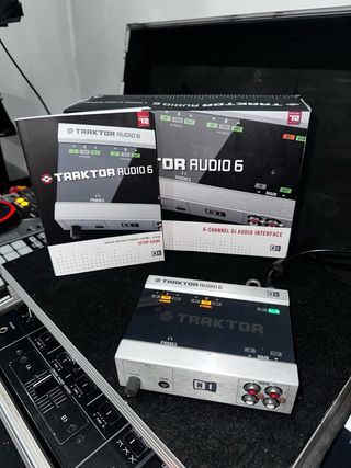 Targeta de sonido traktor audio a6 NI