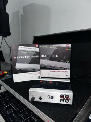 Targeta de sonido traktor audio a6 NI