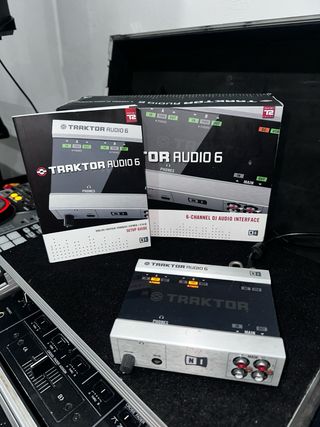 Targeta de sonido traktor audio a6 NI