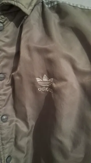 Chaqueta Adidas Beige