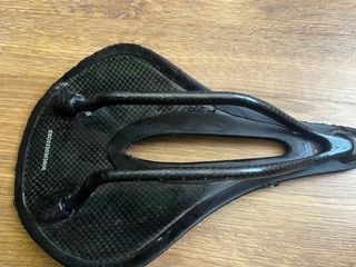 Sillín de bicicleta ultraligero
